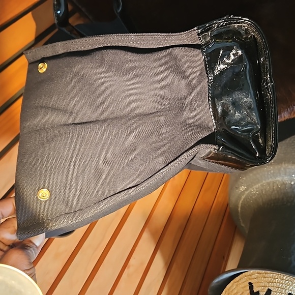 Tory Burch Ella Tote - Picture 12 of 13